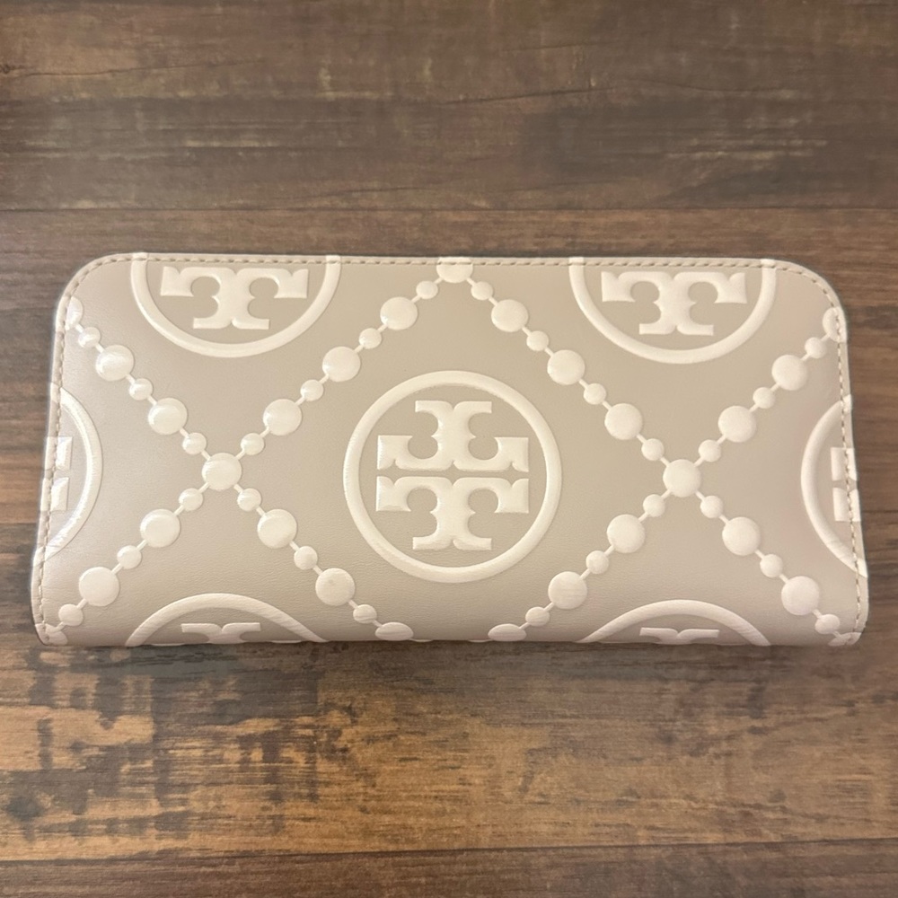 T Monogram Contrast Embossed Zip Slim Wallet